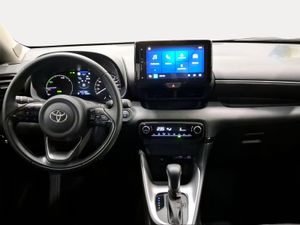 Toyota Yaris 1.5 120H Active Plus  - Foto 9