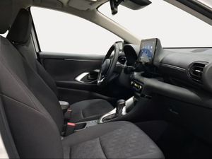 Toyota Yaris 1.5 120H Active Plus  - Foto 7