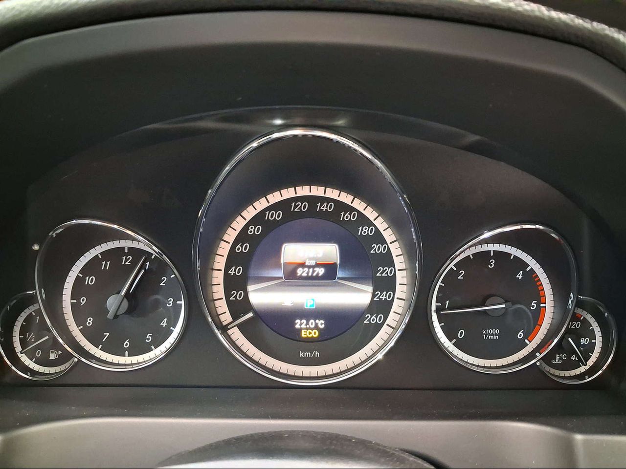 Mercedes Clase E Coupé E 250 CDI  - Foto 15