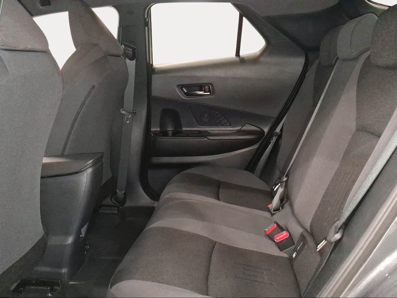 Toyota C-HR 2.0 220PH Advance  - Foto 13