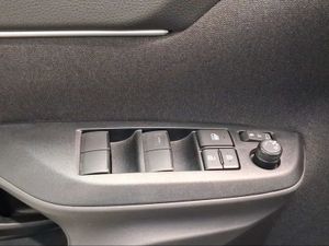 Toyota Yaris Cross 1.5 130H Active Plus  - Foto 21