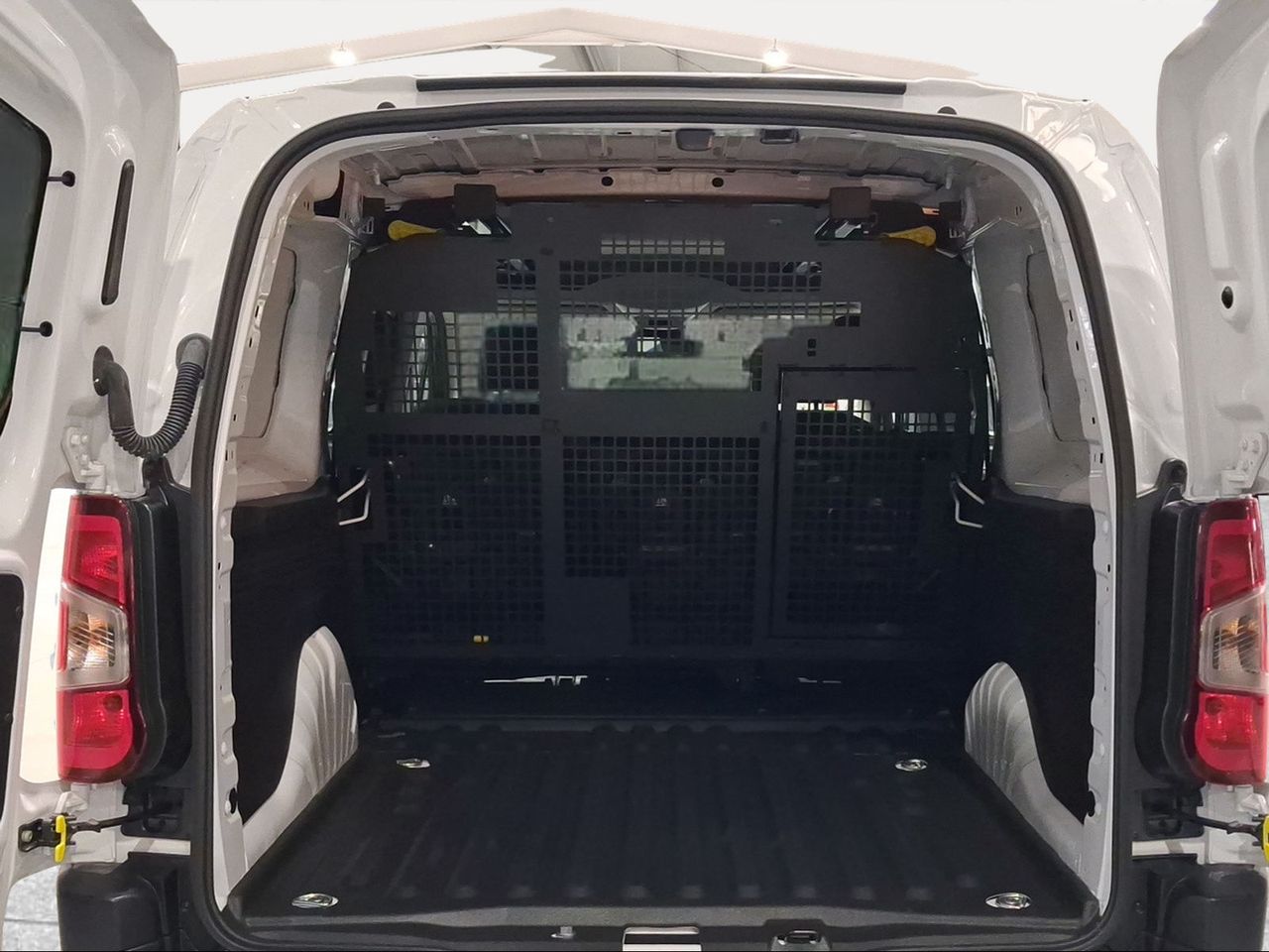 Toyota Proace City N1 L2 GX COMBI 1.5D 75KW 6MT  - Foto 11