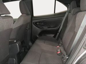 Toyota Yaris Cross 1.5 130H Active Plus  - Foto 12