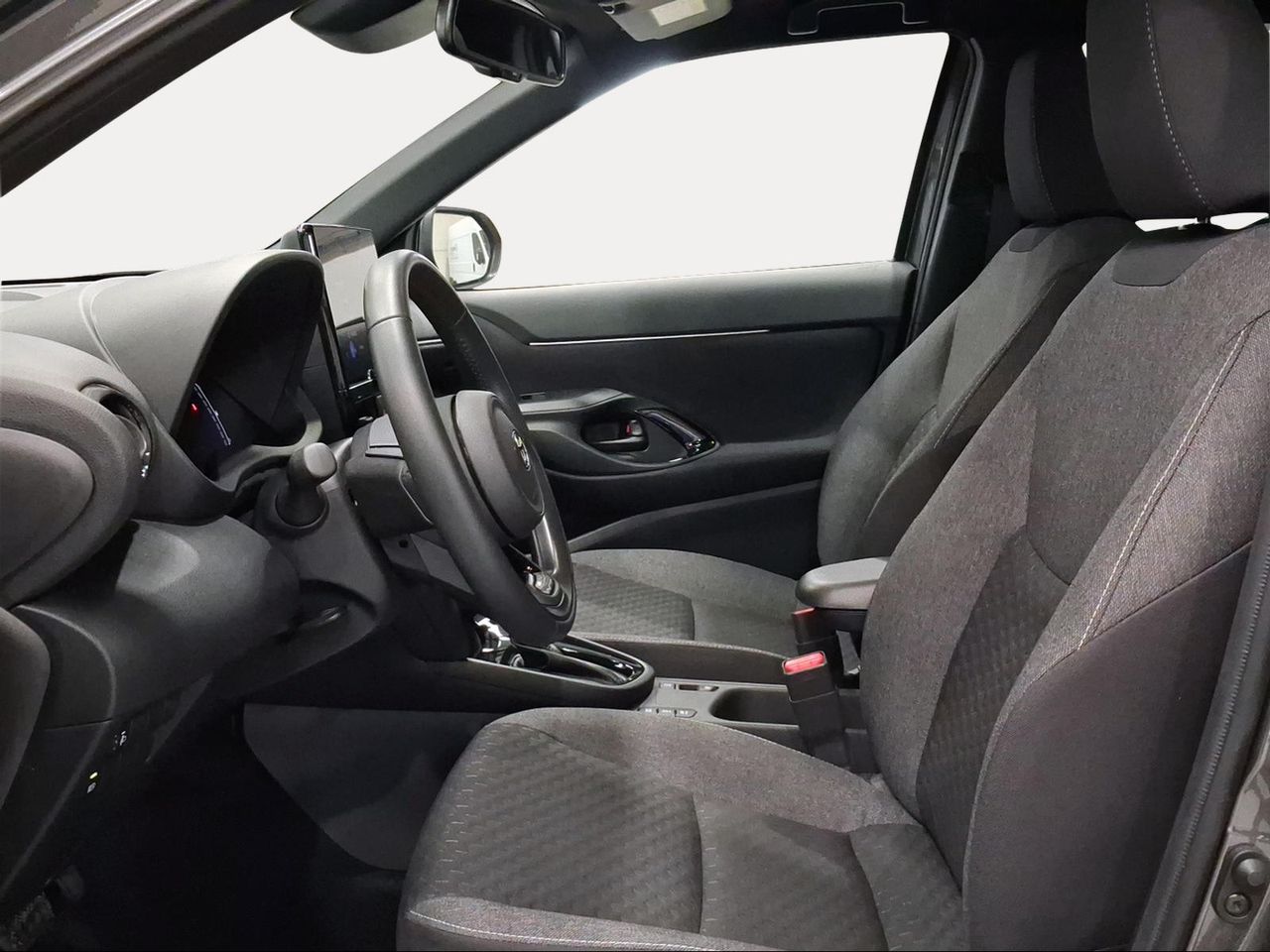 Toyota Yaris Cross 1.5 130H Active Plus  - Foto 13