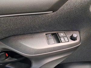 Toyota Yaris 1.5 120H Business Plus  - Foto 24