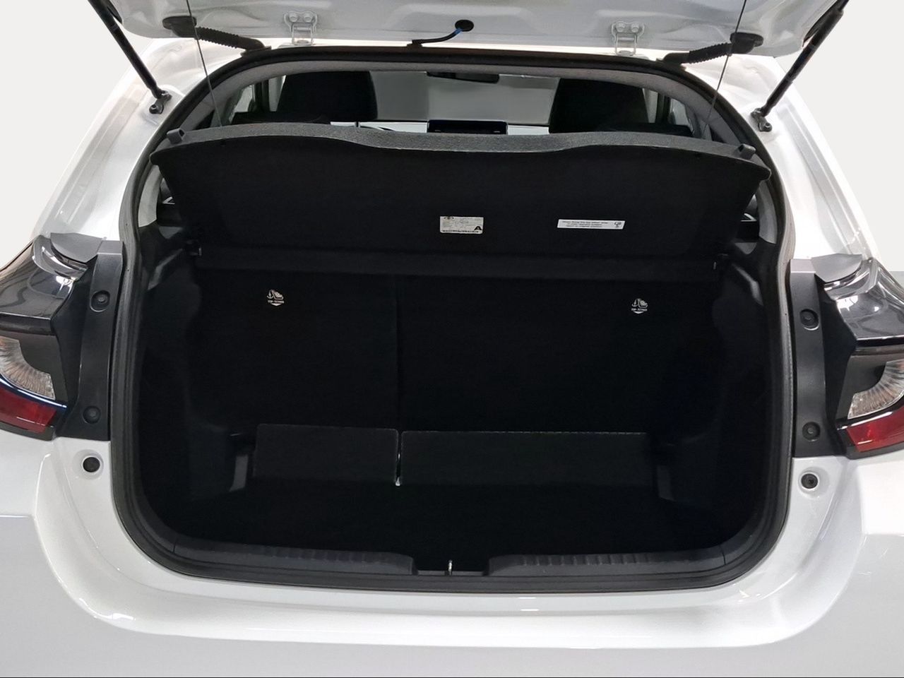 Toyota Yaris 1.5 120H Business Plus  - Foto 11