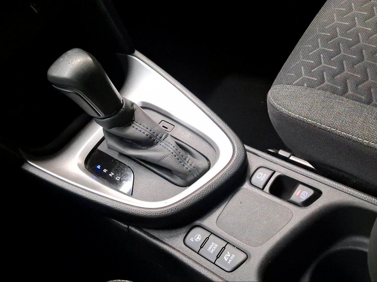 Toyota Yaris Cross 1.5 120H Active Tech Pack Confort  - Foto 25