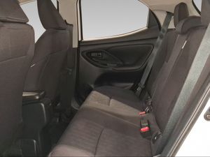 Toyota Yaris 1.5 120H Active Plus  - Foto 12