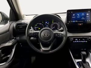 Toyota Yaris 1.5 120H Active Plus  - Foto 10