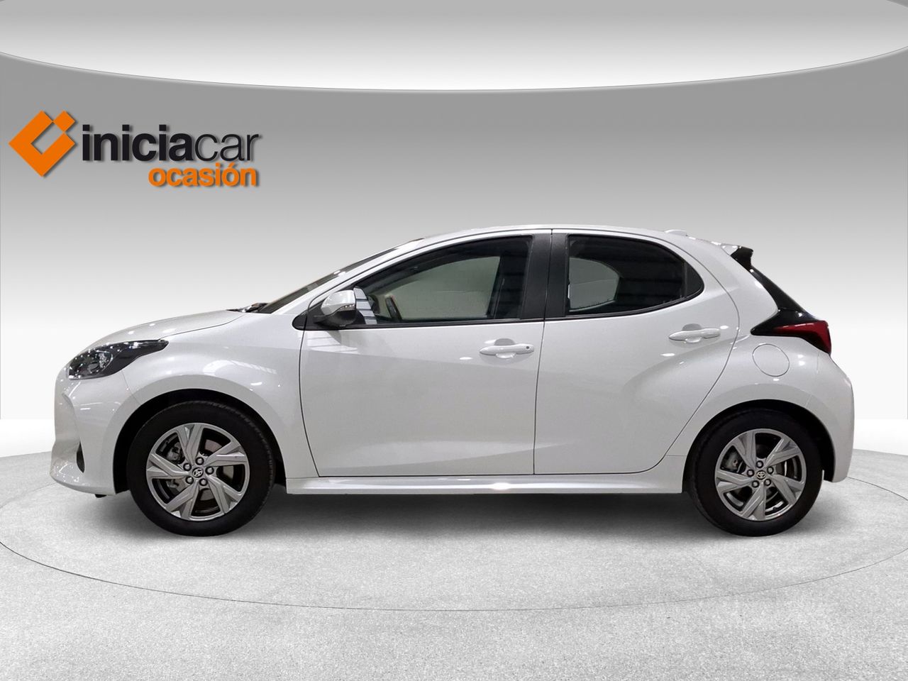 Toyota Yaris 1.5 120H Active Plus  - Foto 4