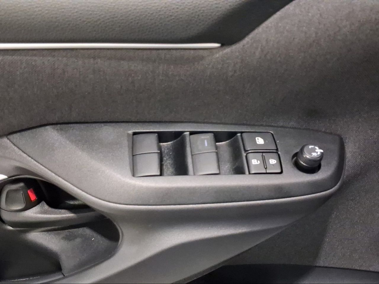 Toyota Yaris 1.5 120H Active Plus  - Foto 21