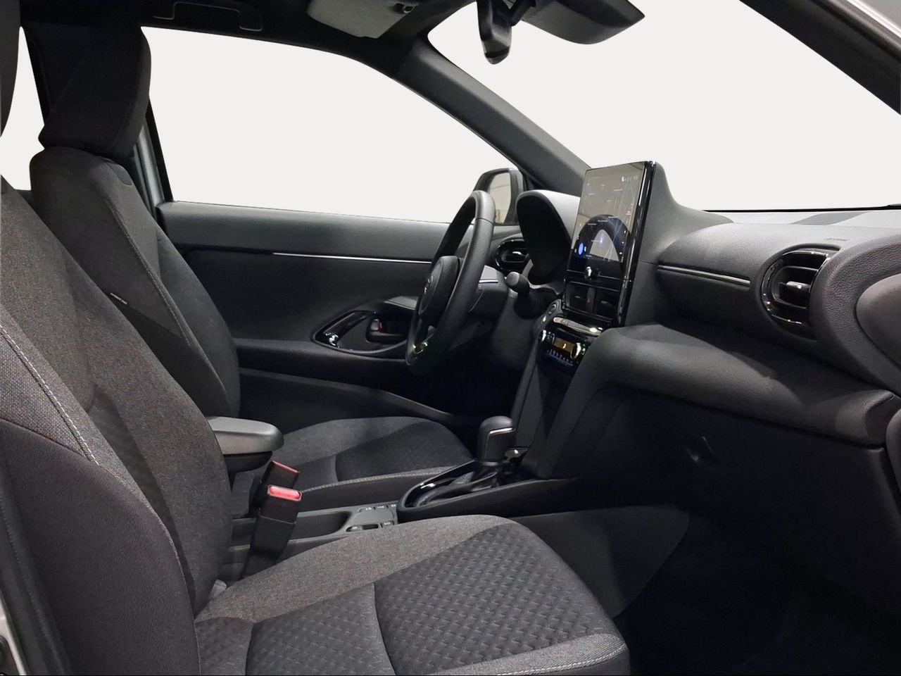 Toyota Yaris Cross 1.5 130H Active Plus  - Foto 7