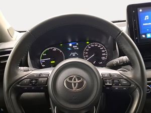 Toyota Yaris 1.5 120H Active Plus  - Foto 14