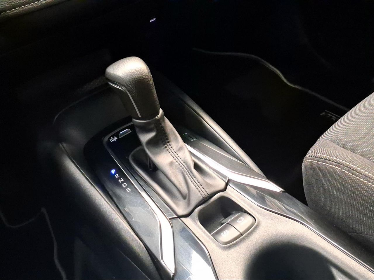 Toyota Corolla 140H Active Plus Touring Sport  - Foto 21