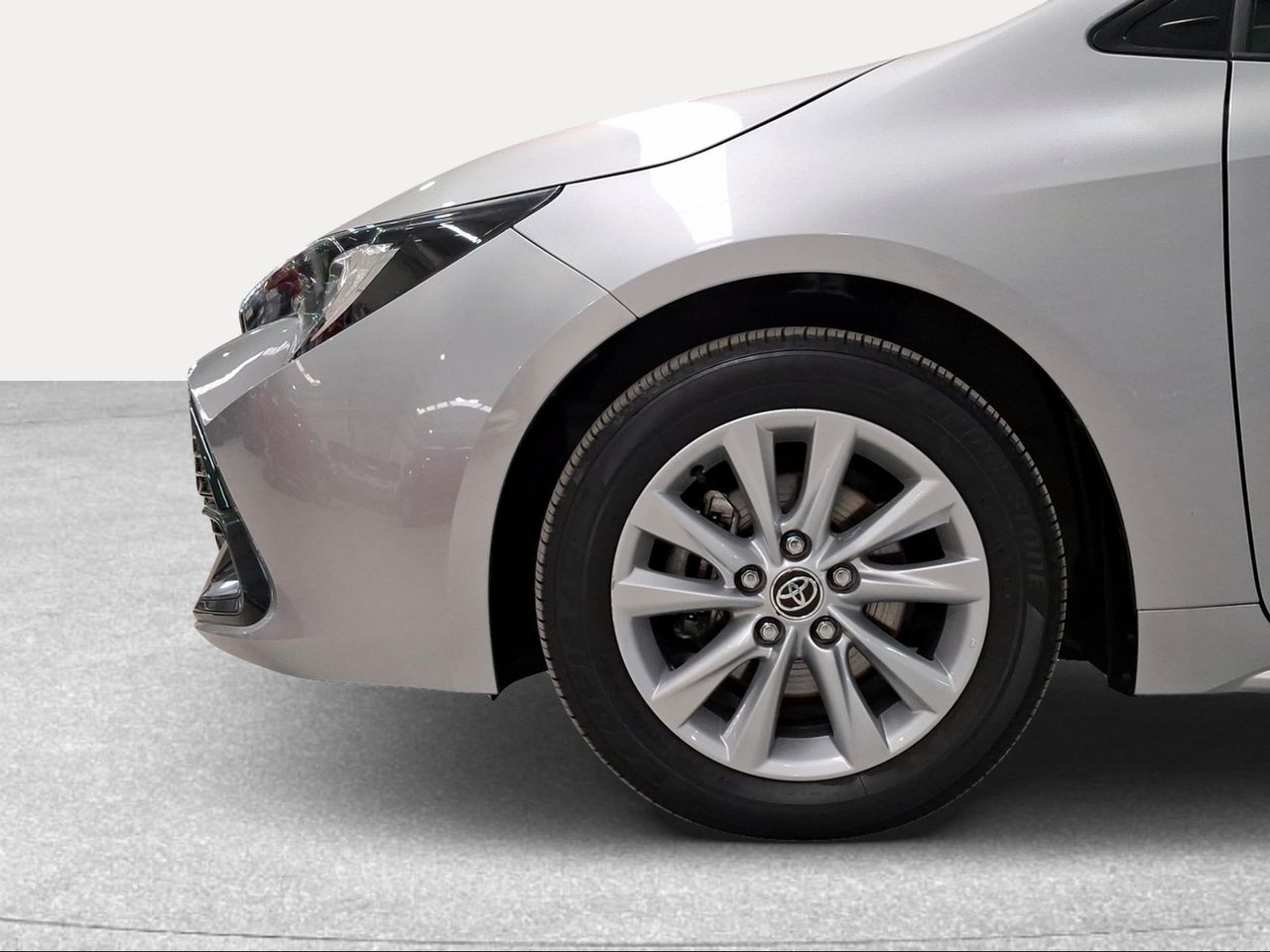 Toyota Corolla 140H Active Plus Touring Sport  - Foto 17