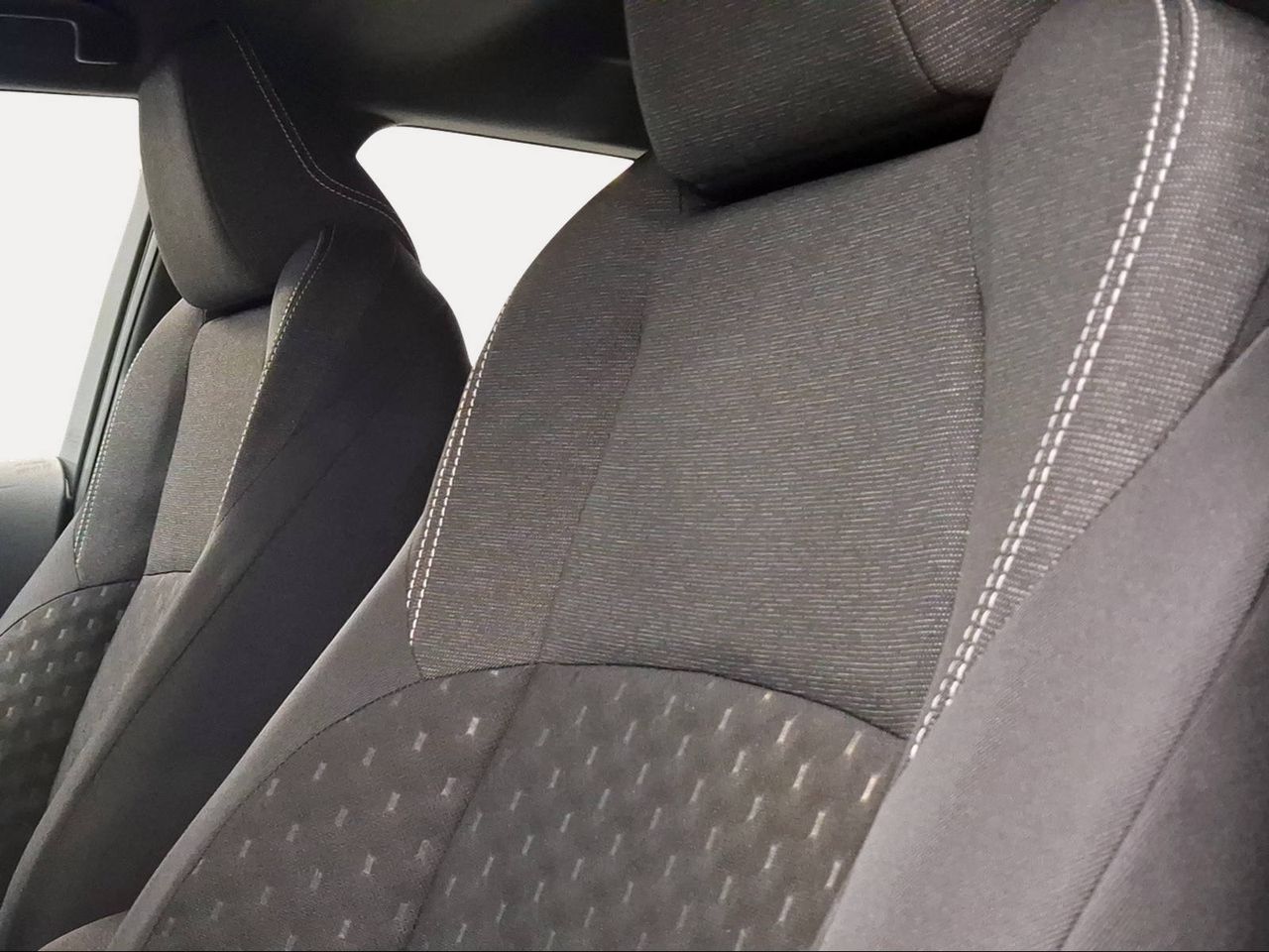 Toyota Corolla 140H Active Plus Touring Sport  - Foto 24