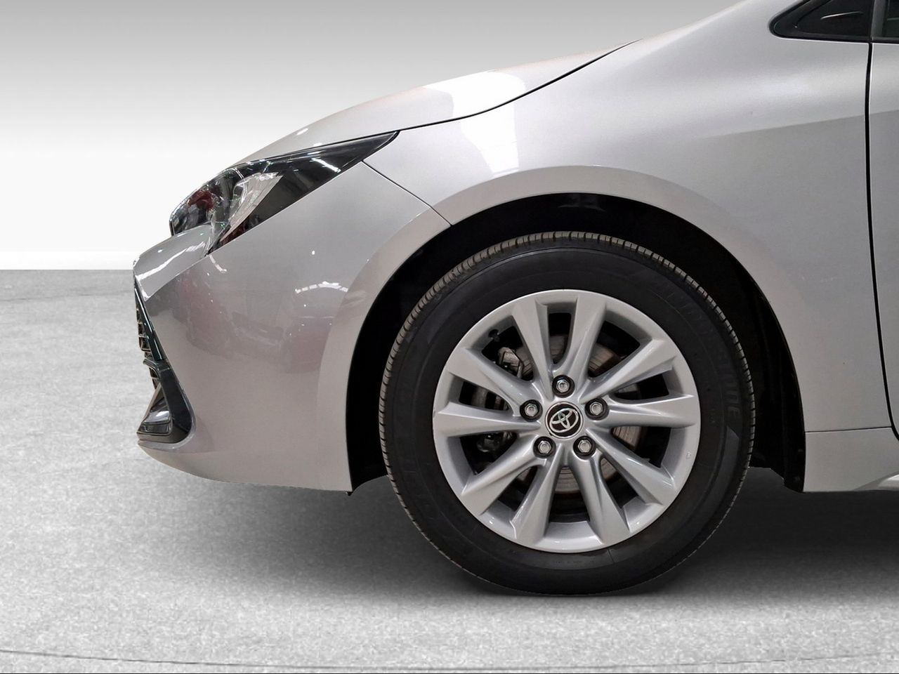 Toyota Corolla 140H Active Plus Touring Sport  - Foto 17