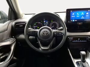 Toyota Yaris 1.5 120H Active Plus  - Foto 10