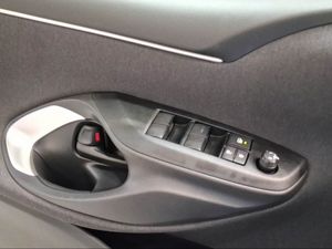 Toyota Yaris 1.5 120H Active Plus  - Foto 22