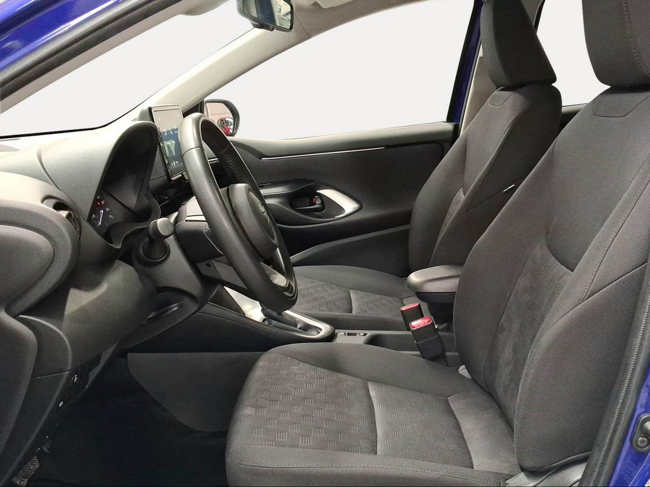 Toyota Yaris 1.5 120H Active Plus  - Foto 13