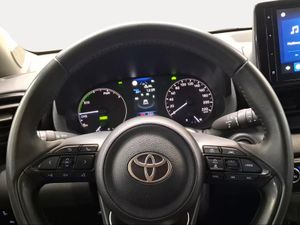 Toyota Yaris 1.5 120H Active Plus  - Foto 14