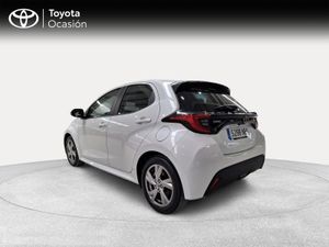 Toyota Yaris 1.5 120H Active Plus  - Foto 3