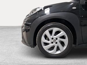 Toyota Aygo X Cross 1.0 VVT-I 72CV Play  - Foto 17