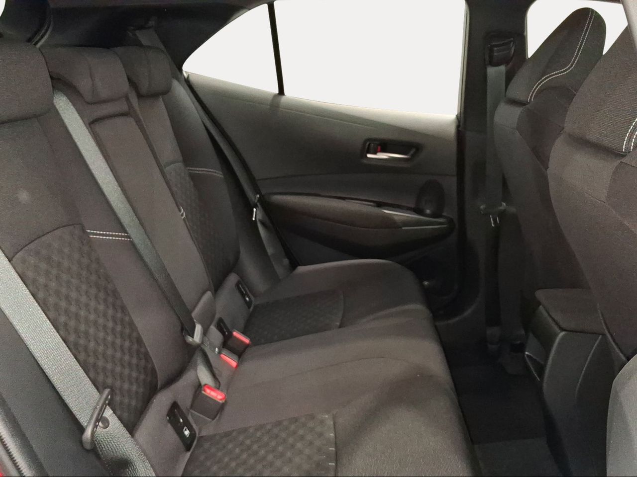 Toyota Corolla 140H Active Plus  - Foto 8
