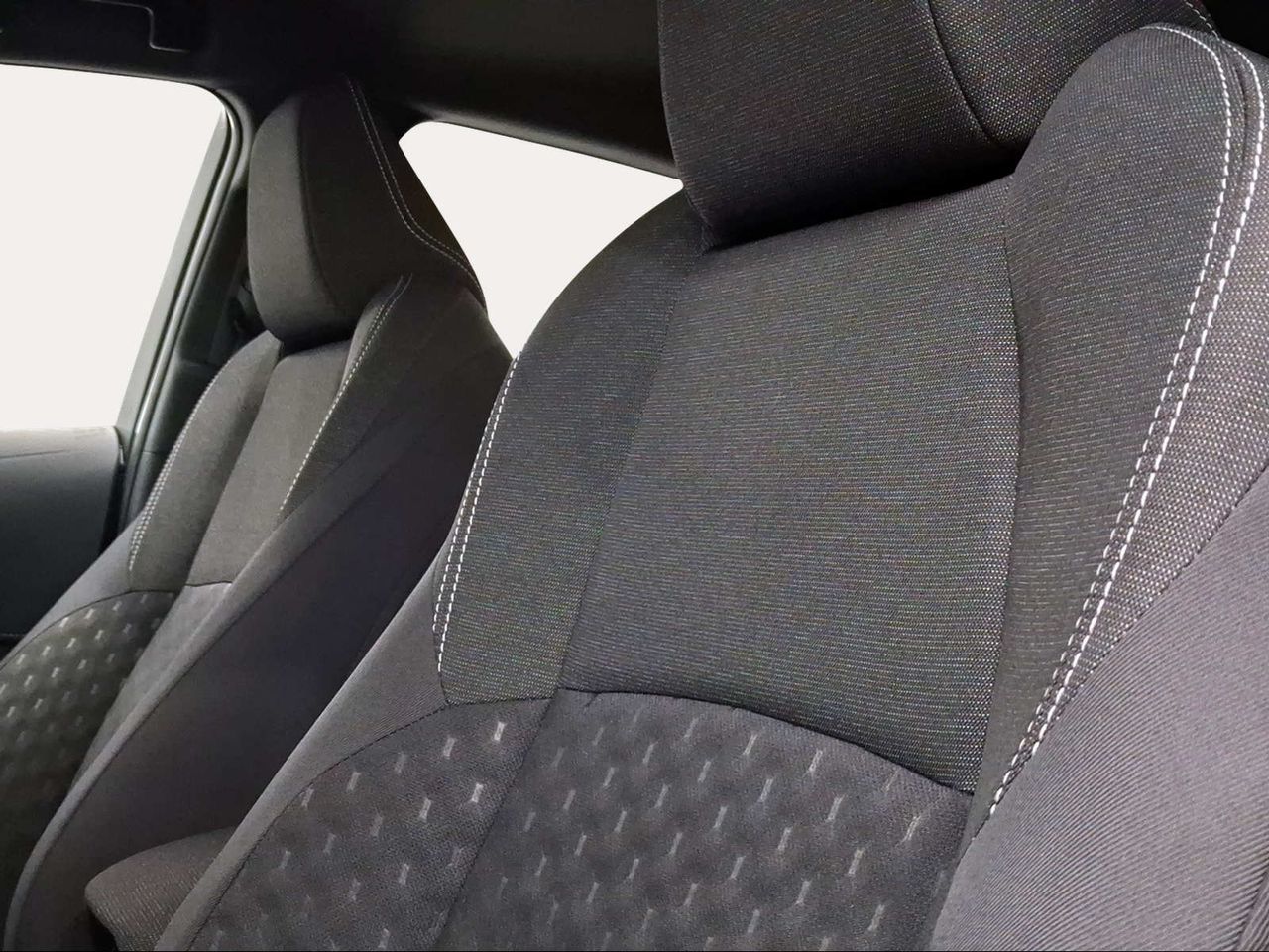 Toyota Corolla 140H Active Plus  - Foto 22