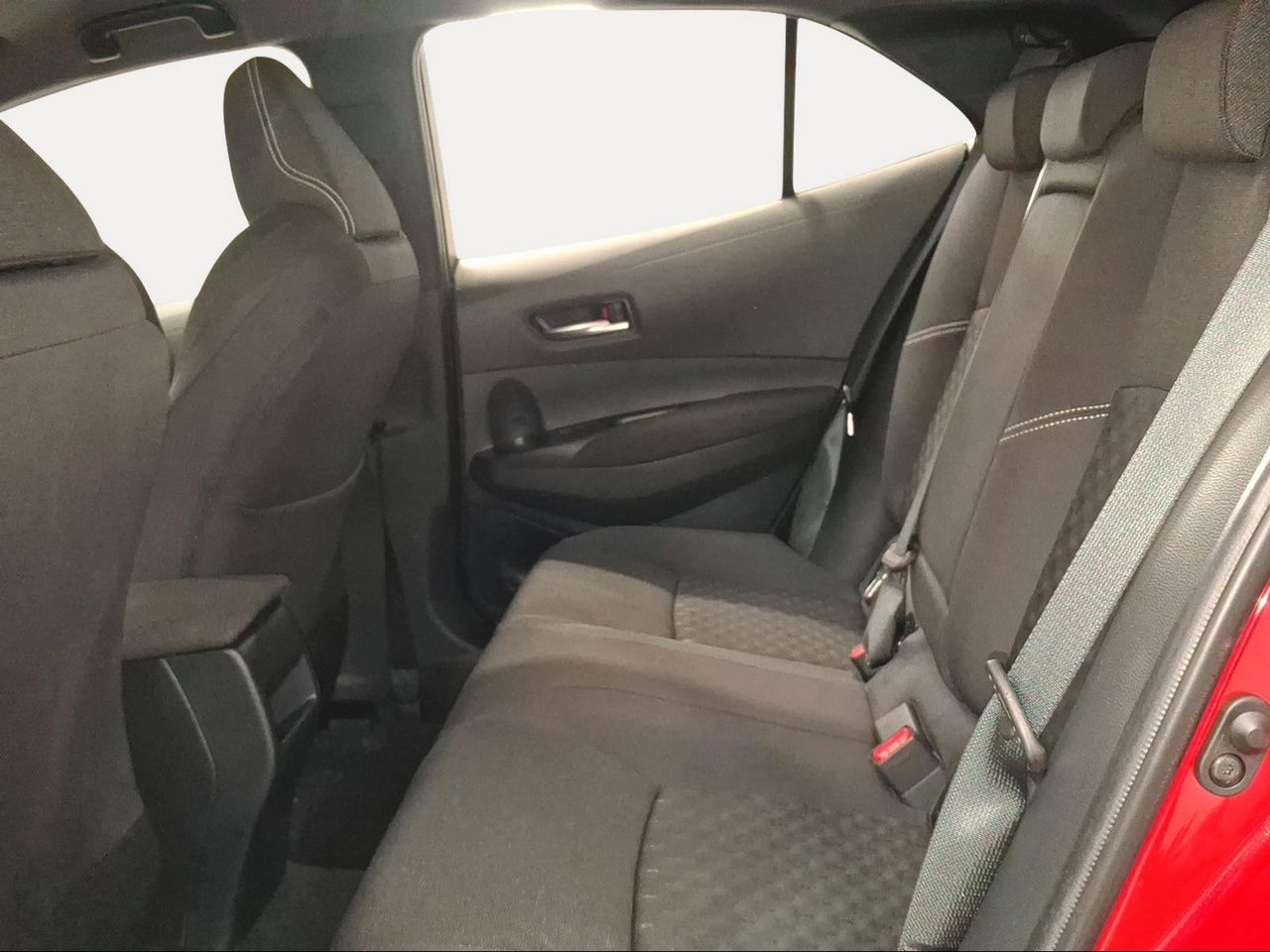 Toyota Corolla 140H Active Plus  - Foto 12