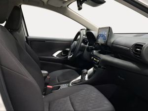 Toyota Yaris 1.5 120H Active Plus  - Foto 7