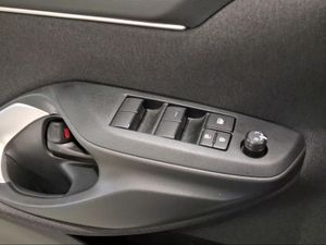 Toyota Yaris 1.5 120H Active Plus  - Foto 24