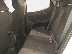 Toyota Yaris 1.5 120H Active Plus  - Foto 12