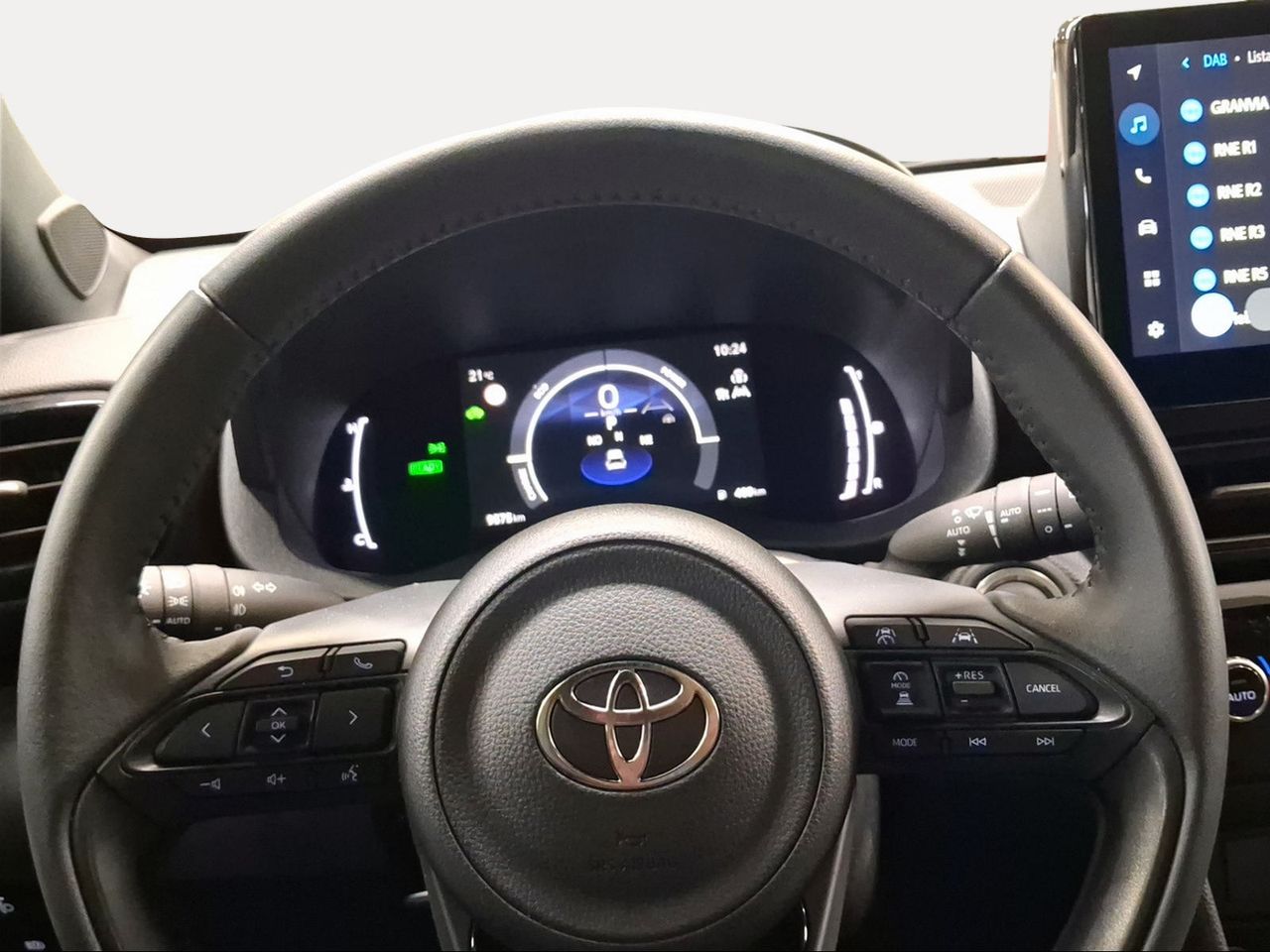 Toyota Yaris Cross 1.5 130H Active Plus  - Foto 14