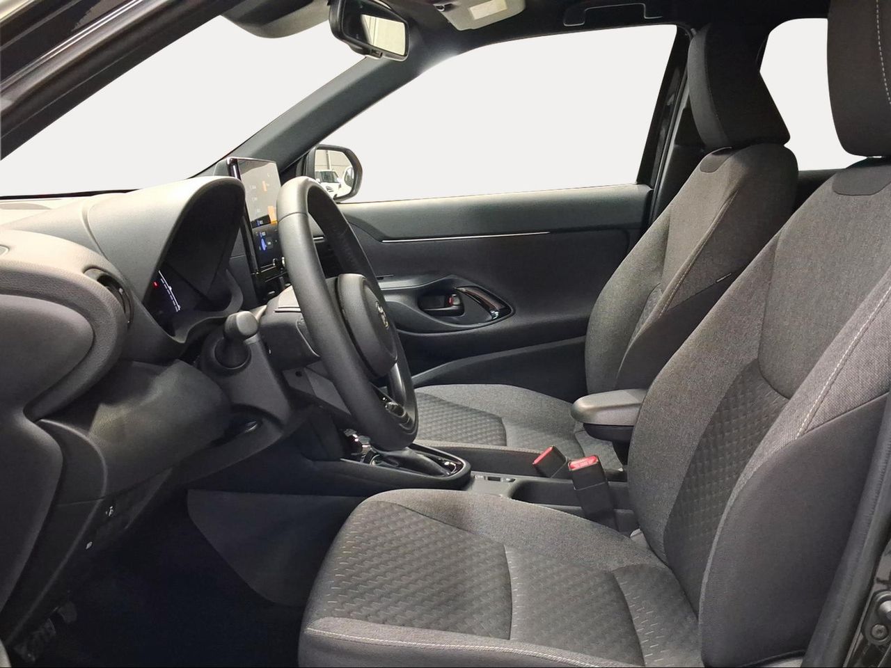 Toyota Yaris Cross 1.5 130H Active Plus  - Foto 13