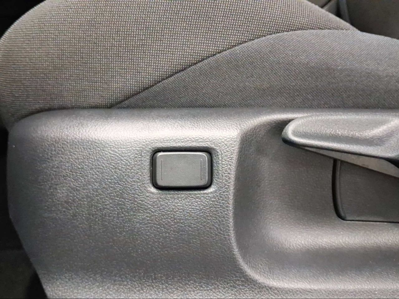 Toyota C-HR 1.8 Advance Hybrid 140  - Foto 24