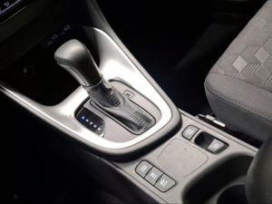 Toyota Yaris 1.5 120H Active Plus  - Foto 24