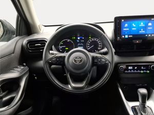 Toyota Yaris 1.5 120H Active Plus  - Foto 10