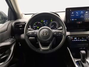 Toyota Yaris 1.5 120H Active Plus  - Foto 10