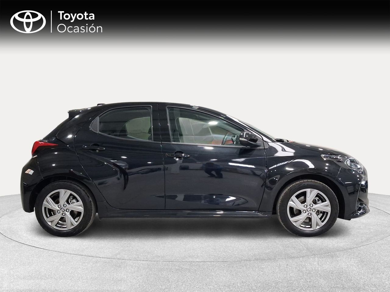 Toyota Yaris 1.5 120H Active Plus  - Foto 18