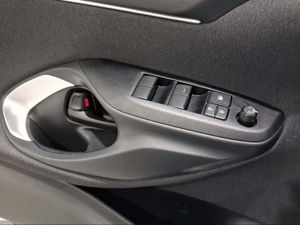 Toyota Yaris 1.5 120H Active Plus  - Foto 21
