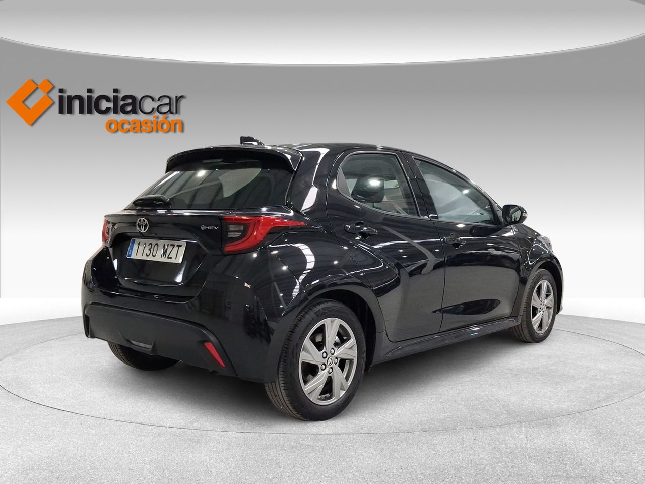 Toyota Yaris 1.5 120H Active Plus  - Foto 19