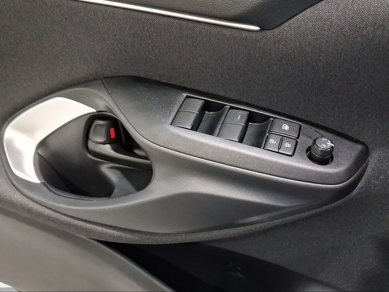 Toyota Yaris 1.5 120H Active Plus  - Foto 21