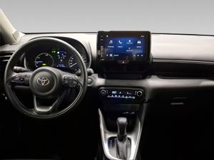 Toyota Yaris 1.5 120H Active Plus  - Foto 9