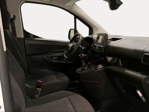 Toyota Proace City L1 1PL VAN GX 1.5D 100CV M/T 6V  - Foto 7
