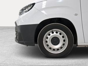 Toyota Proace City L1 1PL VAN GX 1.5D 100CV M/T 6V  - Foto 17