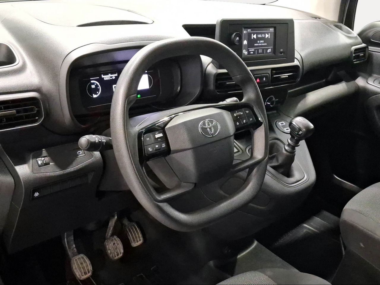 Toyota Proace City L1 1PL VAN GX 1.5D 100CV M/T 6V  - Foto 10