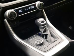 Toyota Rav4 2.5l 220H Advance 4WD  - Foto 21