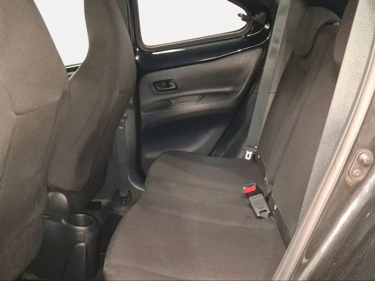 Toyota Aygo X Cross 1.0 VVT-I 72CV Play  - Foto 12