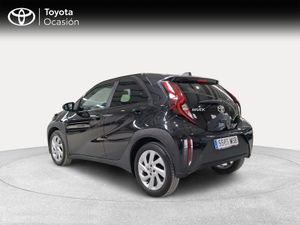 Toyota Aygo X Cross 1.0 VVT-I 72CV Play  - Foto 3